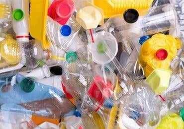 EU implements strict packaging regulations to combat single-use plastics